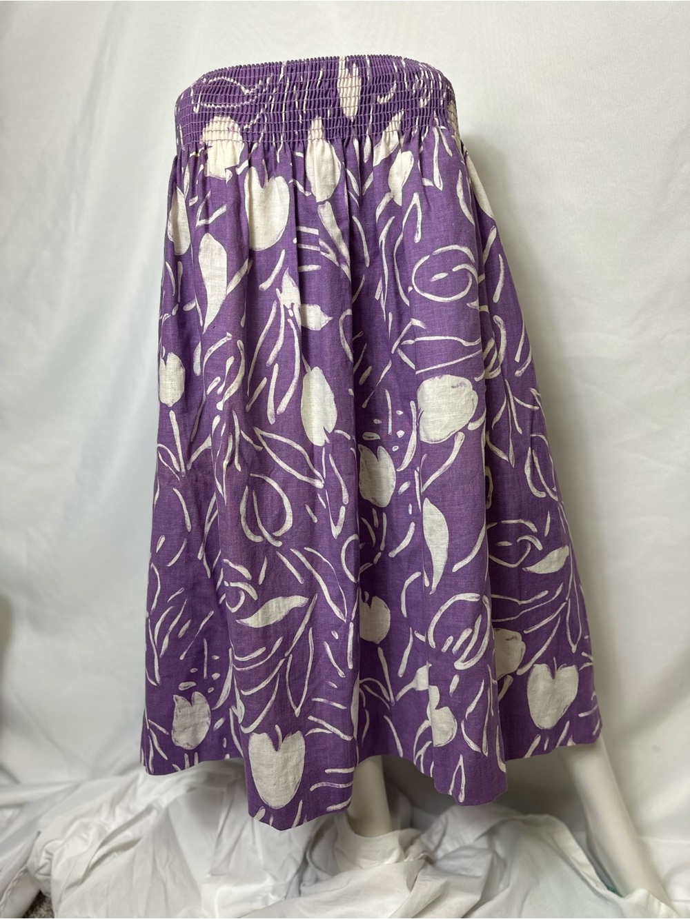 VINTAGE CAMPUS CASUALS BRAND SIZE LARGE PURPLE & WHITE MAXI SKIRT